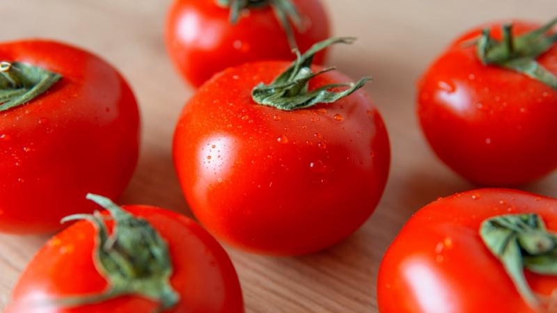 Featured image of post 斯斯有兩種，你知道番茄的念法也有兩種嗎？